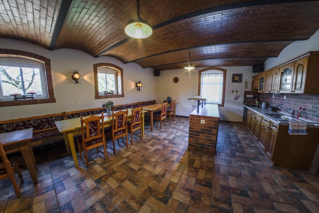 Stovka Bozanov Guest House ภายนอก รูปภาพ