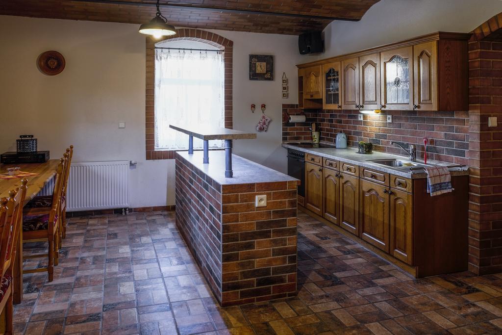 Stovka Bozanov Guest House ภายนอก รูปภาพ